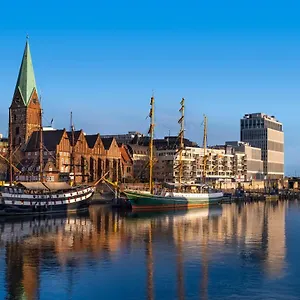 Vienna House Easy By Wyndham Hotel BRE